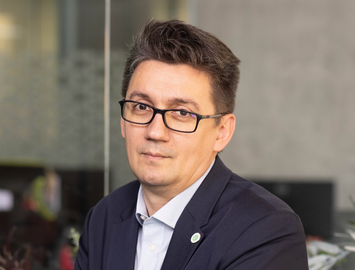 Simtel Team vizează venituri consolidate de 394,3 milioane lei și un profit net de 35,1 milioane lei în 2024