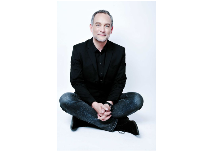 Peter Gastberger, Senses: „În comparație cu alte instrumente virtuale de comunicare, realitatea virtuală excelează în stimulări emoționale”